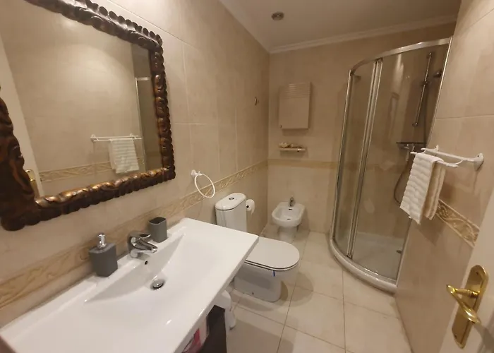 Acacias - Piso Amplio En Playa De Poniente 6 Personas Con Garaje - Vut-2654-as * 希洪