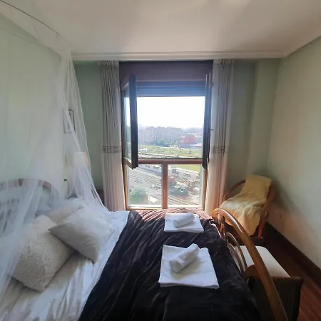 Acacias - Piso Amplio En Playa De Poniente 6personas Con Garaje Apartamento