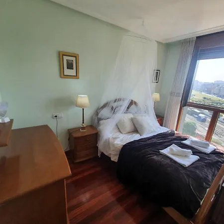 Acacias - Piso Amplio En Playa De Poniente 6 Personas Con Garaje - Vut-2654-as Apartmán Gijón