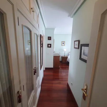 Apartamento Acacias - Piso Amplio En Playa De Poniente 6personas Con Garaje *