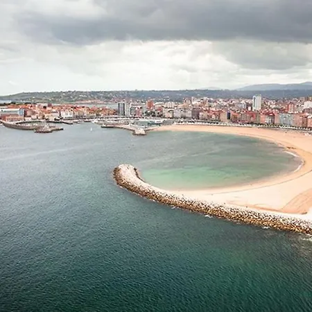 Acacias - Piso Amplio En Playa De Poniente 6personas Con Garaje * Gijón