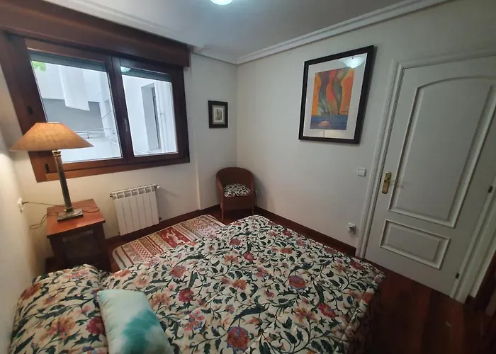 Acacias - Piso Amplio En Playa De Poniente 6 Personas Con Garaje - Vut-2654-as Apartman Gijón