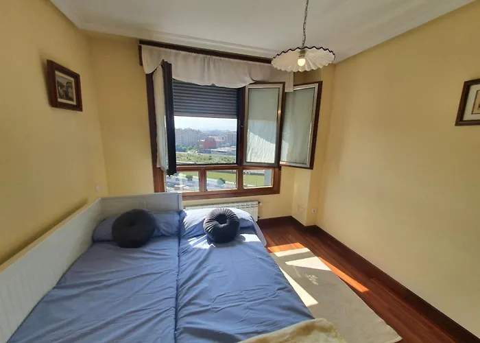 Acacias - Piso Amplio En Playa De Poniente 6 Personas Con Garaje - Vut-2654-as * Gijón